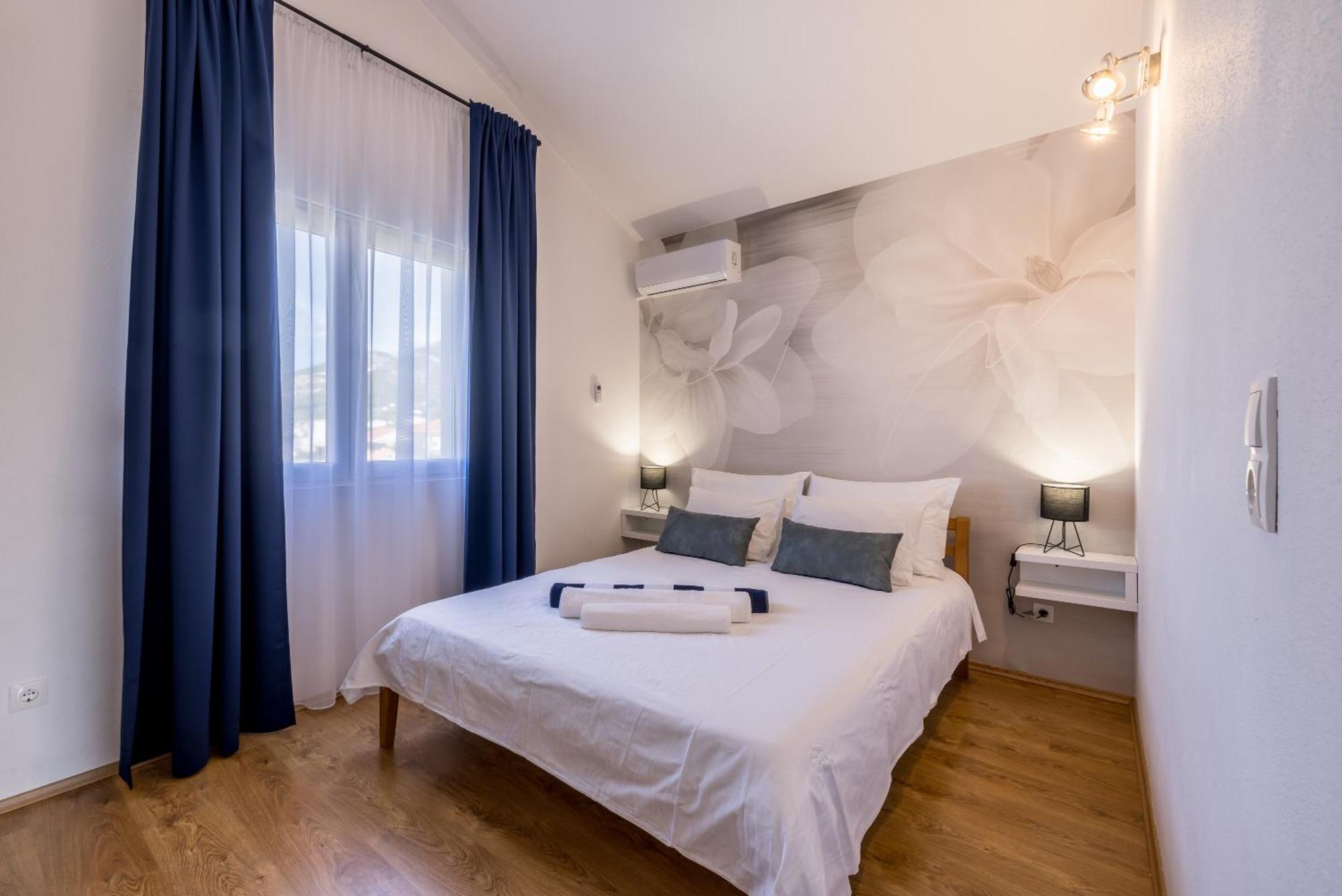 Sun Castle Holiday House Babic Kastel Stari ภายนอก รูปภาพ